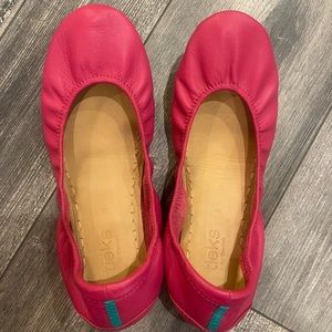 Tieks Fuchsia Leather Ballet Flats